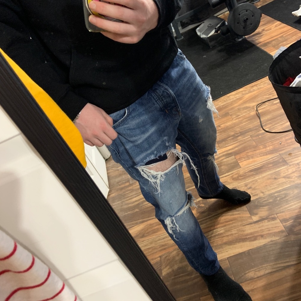 Zara Man Ripped Jeans